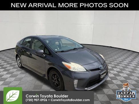 Used 2014 Toyota Prius Three FWD image 1