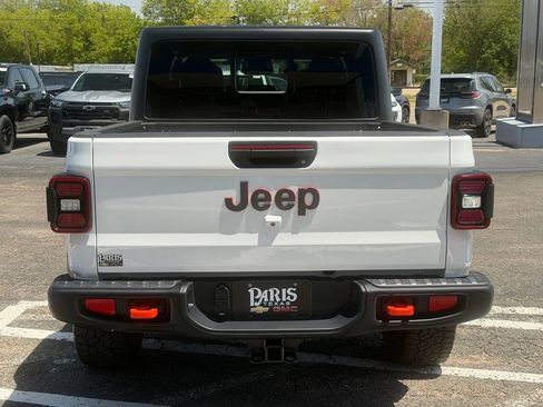 Used 2026 Jeep Gladiator Mojave AWD/4WD image 5