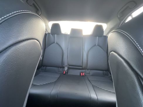 Used 2019 Toyota Camry SE image 13