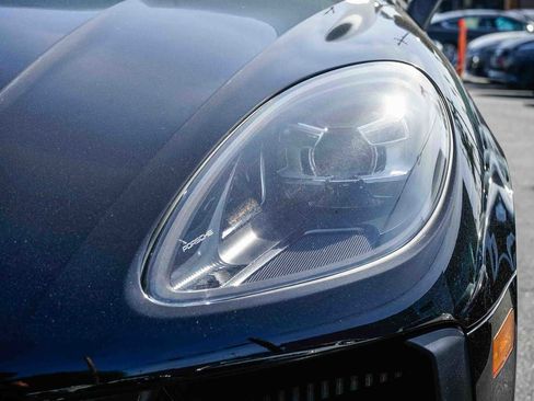 Used 2020 Porsche Macan S image 7