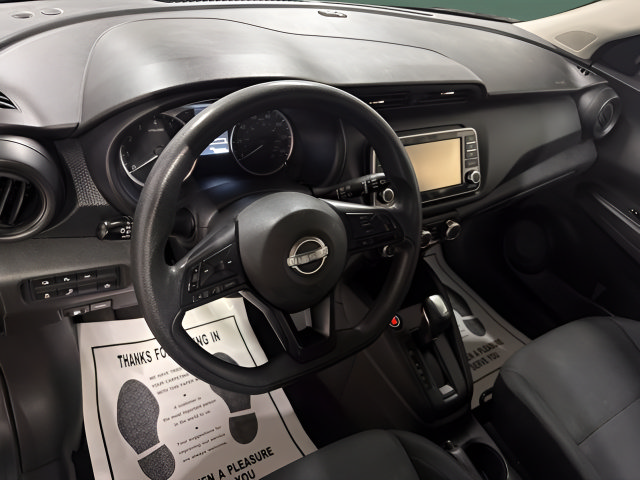 Used 2023 Nissan Kicks S FWD image 17