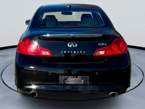 Used 2011 INFINITI G37 x Sedan w/ Premium Pkg image 5