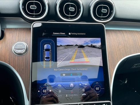 Used 2025 Mercedes-Benz C 300 4MATIC Sedan image 27