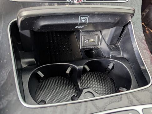 Used 2018 Mercedes-Benz E 63 AMG S image 28