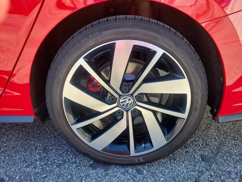 Used 2019 Volkswagen Jetta GLI Autobahn image 27