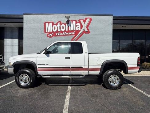 Used 2002 Dodge Ram 2500 Truck 4x4 Quad Cab image 1