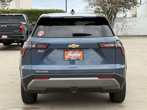 New 2026 Chevrolet Equinox LT image 5