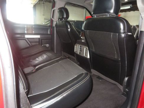 Used 2016 Ford F150 Lariat w/ Equipment Group 502A Luxury AWD/4WD image 31