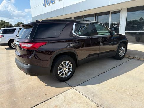 Used 2021 Chevrolet Traverse LT w/ LPO, Floor Liner Package AWD/4WD image 3