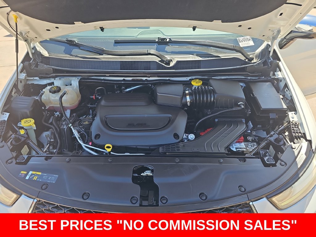 Used 2023 Chrysler Pacifica Limited FWD image 34
