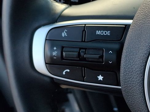 Certified 2025 Kia Sportage SX image 23