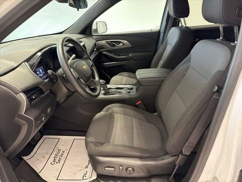 Certified 2023 Chevrolet Traverse LT image 16