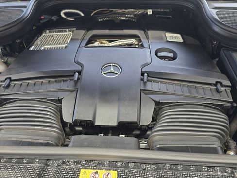 Certified 2024 Mercedes-Benz Maybach GLS 600 4MATIC image 25