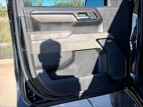 Used 2022 Chevrolet Silverado 1500 ZR2 image 20