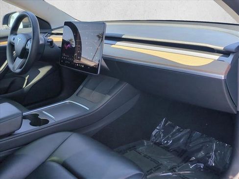 Used 2023 Tesla Model 3 Standard Range RWD image 23