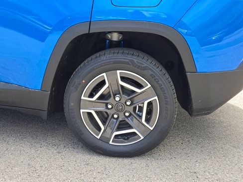 New 2026 Jeep Cherokee Laredo AWD/4WD image 15