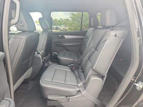New 2026 Buick Enclave Preferred AWD/4WD image 9