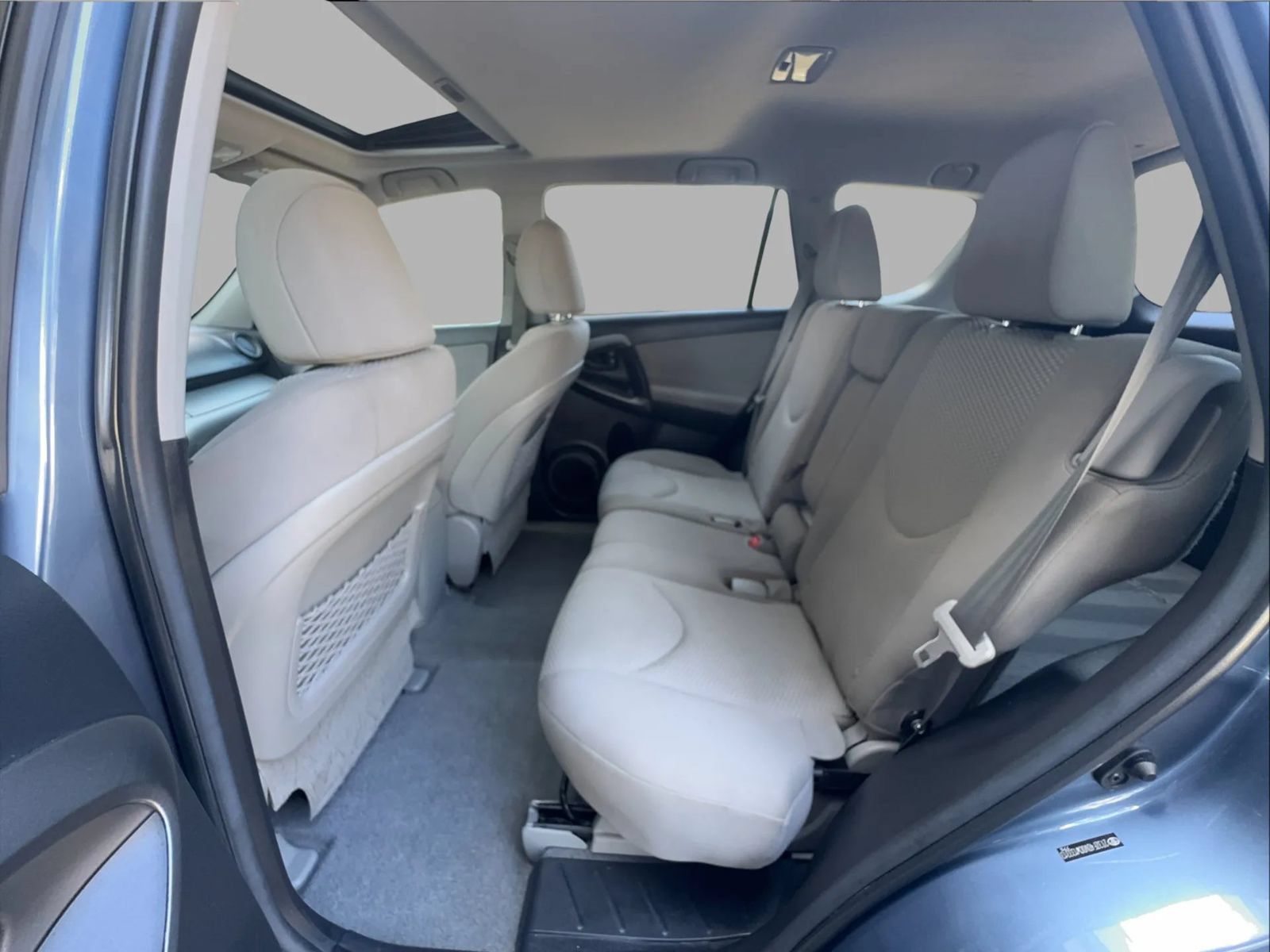 Used 2012 Toyota RAV4 FWD w/ Upgrade Value Pkg image 29