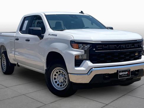 Used 2023 Chevrolet Silverado 1500 W/T w/ WT Value Package AWD/4WD image 3