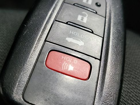 Used 2023 Toyota Camry LE image 31