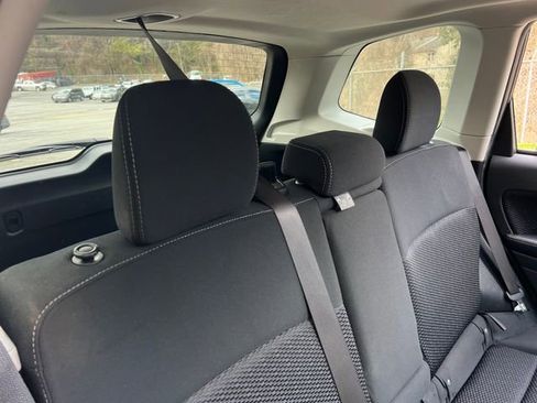 Used 2017 Subaru Forester 2.5i Premium image 32