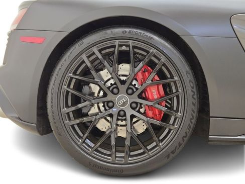 Used 2021 Audi R8 V10 w/ Premium Package image 7