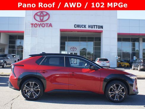 Used 2023 Toyota bZ4X Limited image 1