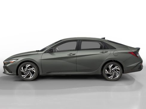 New 2025 Hyundai Elantra Sport image 3