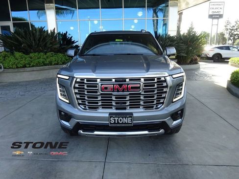 New 2026 GMC Yukon Denali w/ Denali Reserve Package image 2