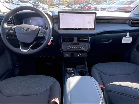 New 2025 Ford Maverick XL image 5