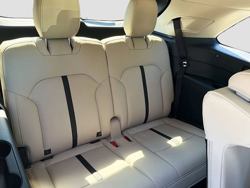 New 2026 MAZDA CX-90 Plug-In Hybrid w/ Preferred image 21