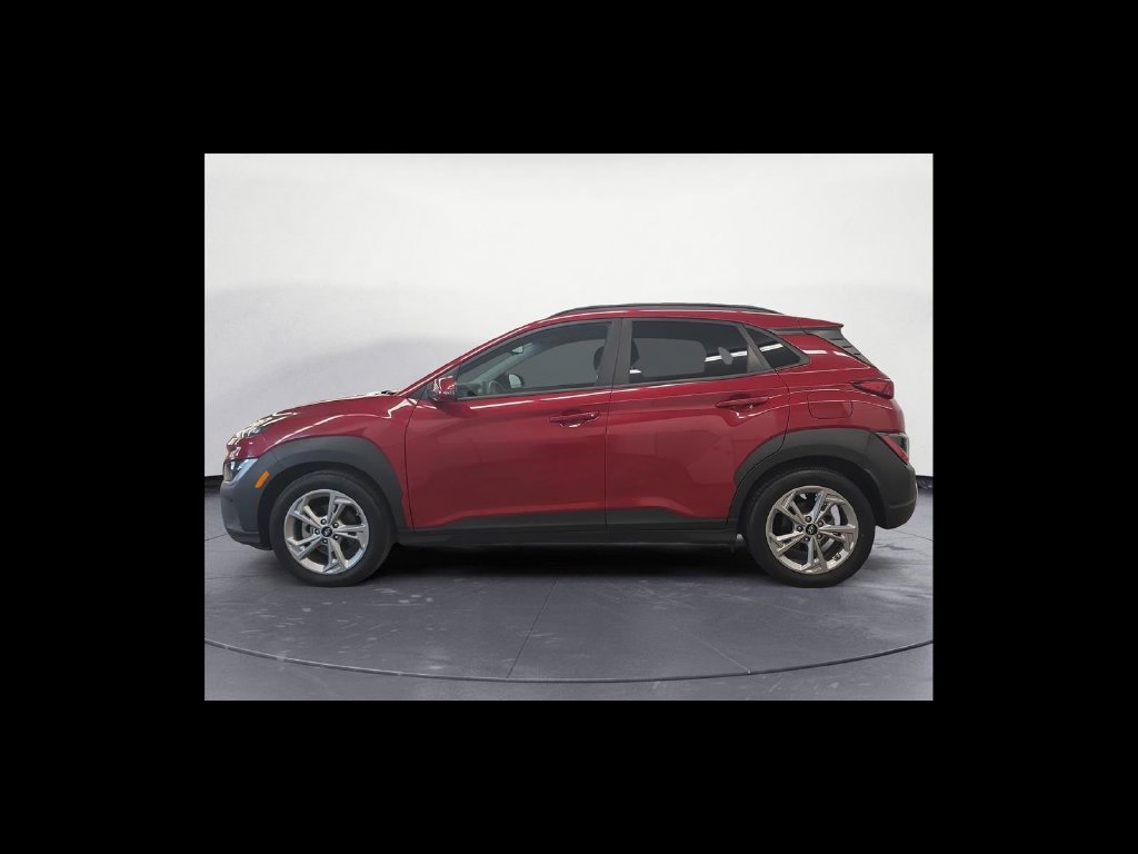 Used 2023 Hyundai Kona SEL w/ Cargo Package FWD image 3