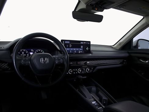 Used 2025 Honda Accord EX-L image 24