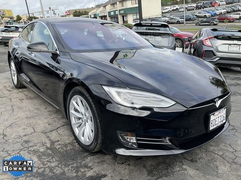 Used 2018 Tesla Model S 100D image 69