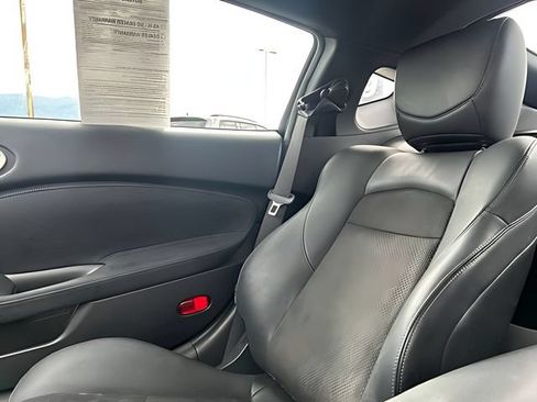 Used 2009 Nissan 370Z Touring w/ Sport Pkg RWD image 25