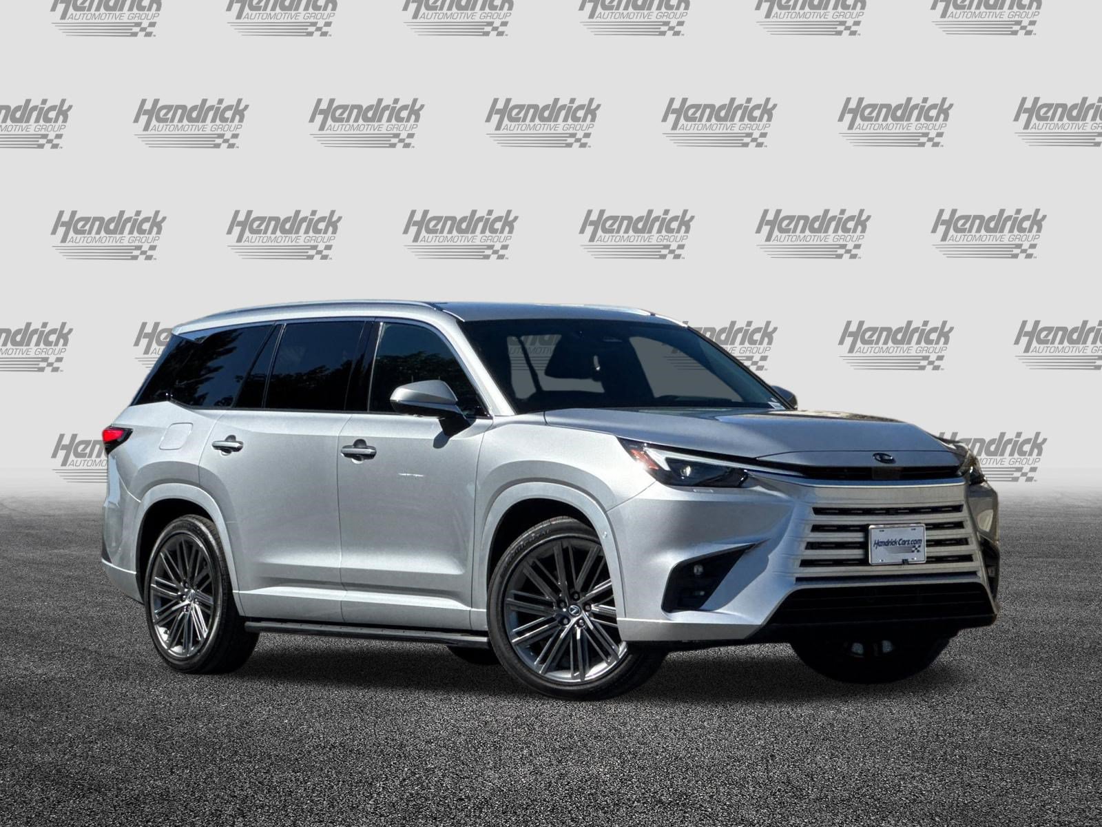 Certified 2025 Lexus TX 550h AWD Plug-In Hybrid w/ Technology Package image 2