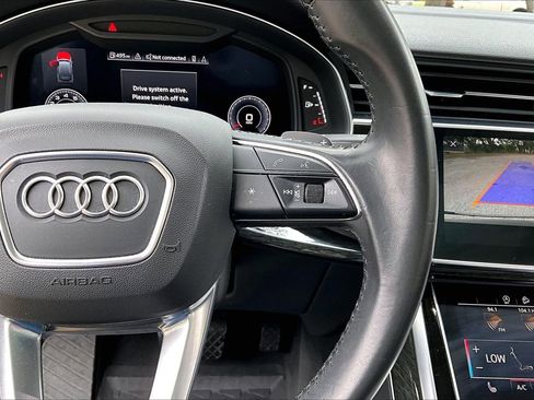 Used 2020 Audi Q7 2.0T Premium w/ Convenience Package image 11
