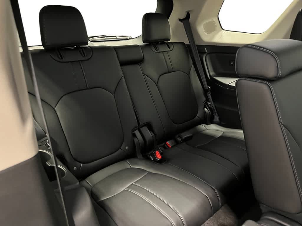 New 2026 Honda Pilot Touring image 28