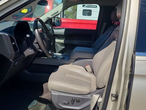 Used 2018 Ford Expedition Limited w/ Equipment Group 302A image 14