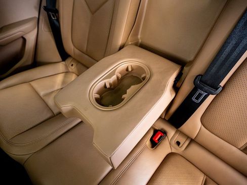 Used 2023 Porsche Macan image 55