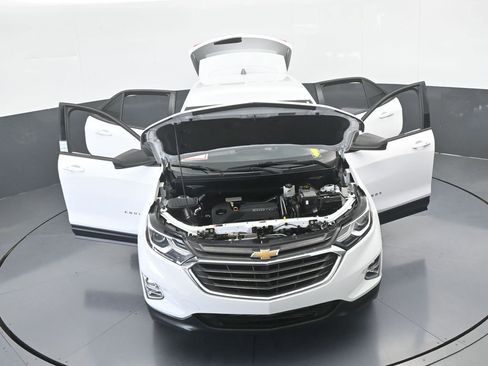 Used 2018 Chevrolet Equinox LS image 67