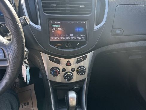 Used 2016 Chevrolet Trax LT AWD/4WD image 18