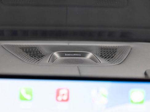 Used 2023 BMW X7 M60i w/ Executive Package image 93