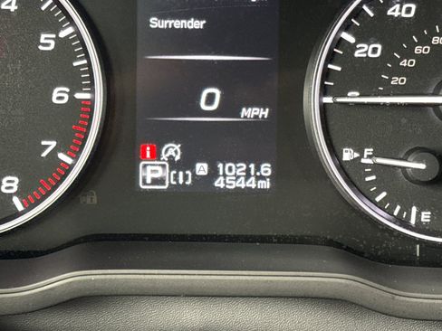 Certified 2025 Subaru Crosstrek 2.5i Premium AWD/4WD image 25