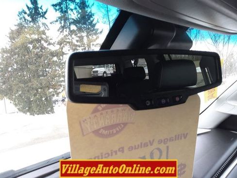 Used 2016 Chevrolet Suburban LTZ image 22