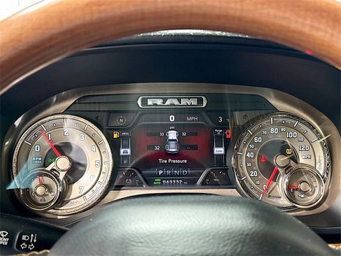 Used 2019 RAM 1500 Limited image 14