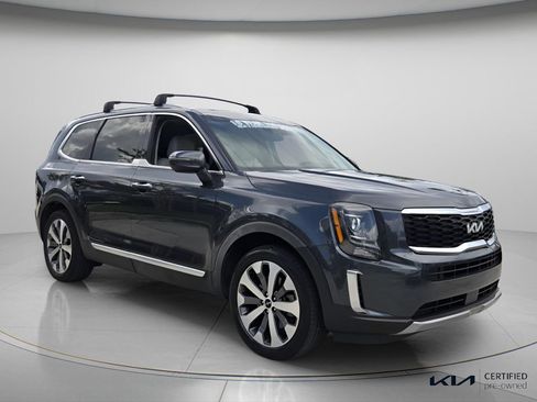 Certified 2022 Kia Telluride S AWD/4WD image 9
