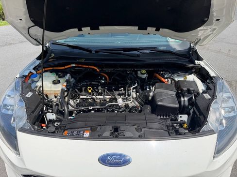 Used 2022 Ford Escape Titanium AWD/4WD image 22