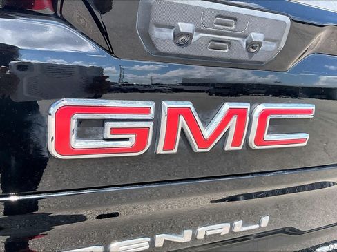 Used 2024 GMC Sierra 1500 Denali w/ Denali Reserve Package AWD/4WD image 31
