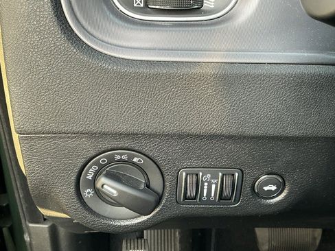 Used 2023 Dodge Charger SXT w/ Cold Weather Package image 8